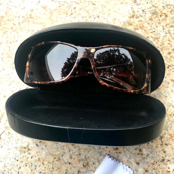 Gucci sunglasses tortoise gold